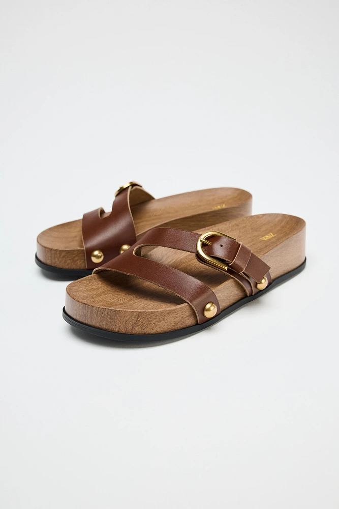 LEATHER STRAPPY PLATFORM SANDALS