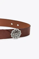 CEINTURE EN CUIR À FLEUR MÉTALLIQUE