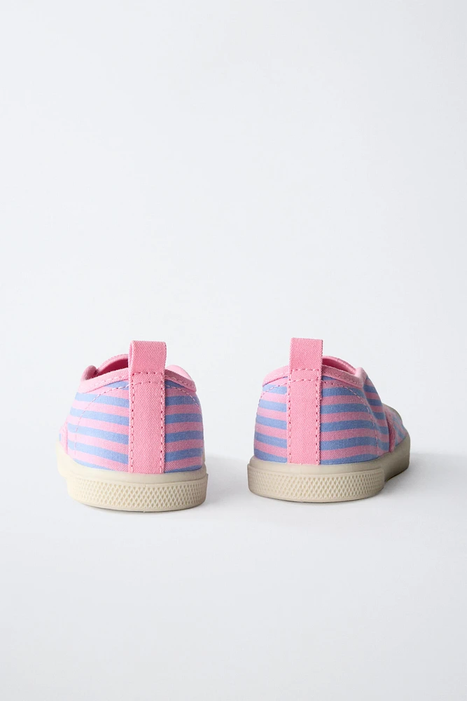 STRIPED SNEAKERS