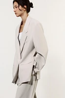 OVERSIZED BLAZER