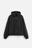 SWEAT DÉLAVÉ À COL ZIPPÉ
