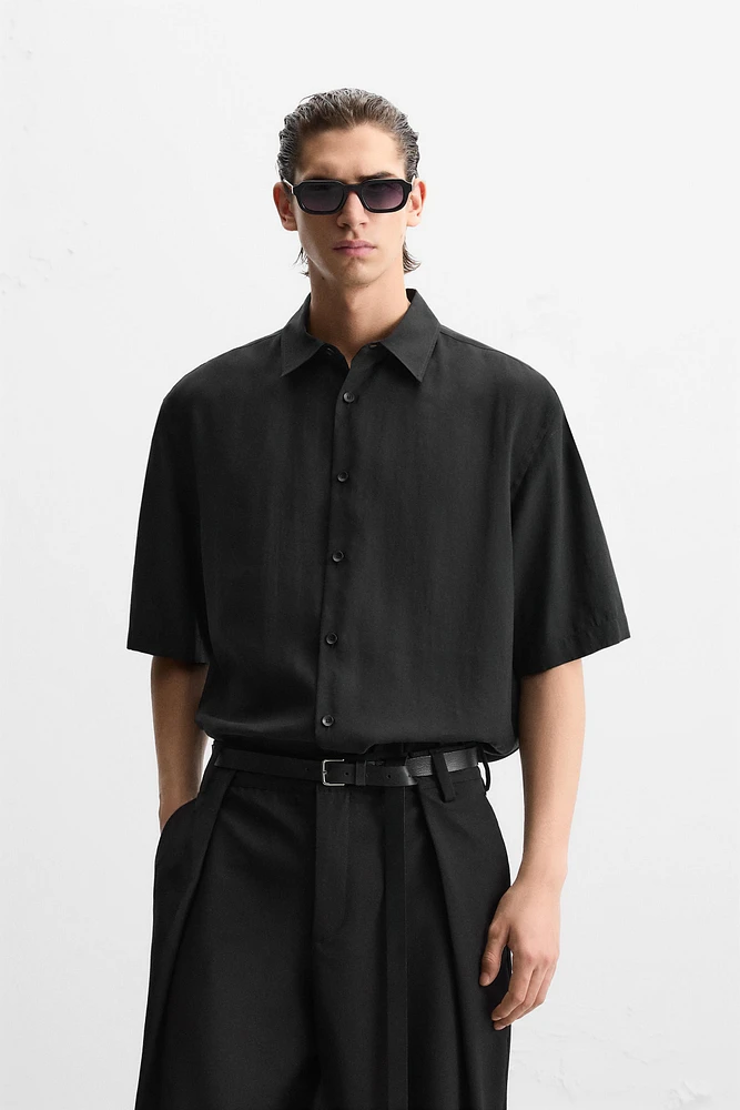 FLOWY SHIRT
