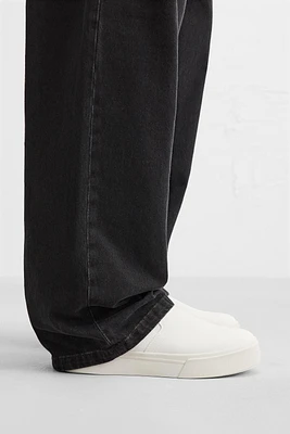 CHAUSSURE SANS LACETS