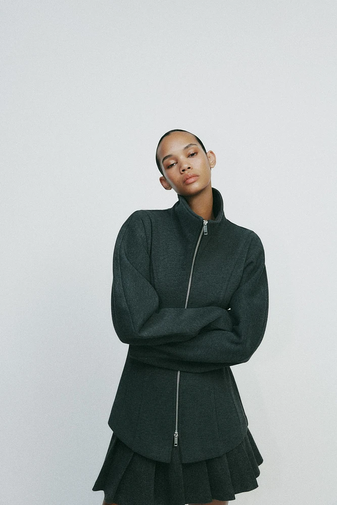 FITTED BALLOON SLEEVE JACKET