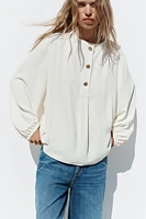 FLOWY CREPE BLOUSE