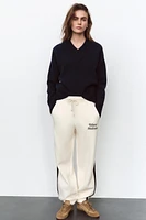 TEXT PRINT SWEATPANTS