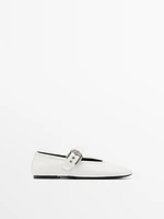 Soft ballet flats with buckle