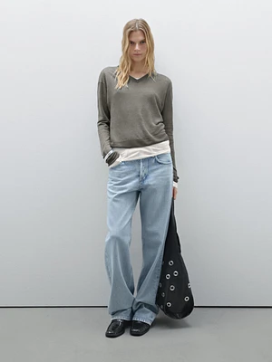 Linen V-neck knit sweater