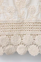 CROCHET KNIT FLORAL TOP