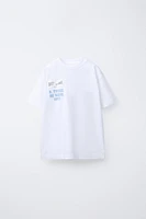 T-SHIRT ÉTIQUETTE RELIEF