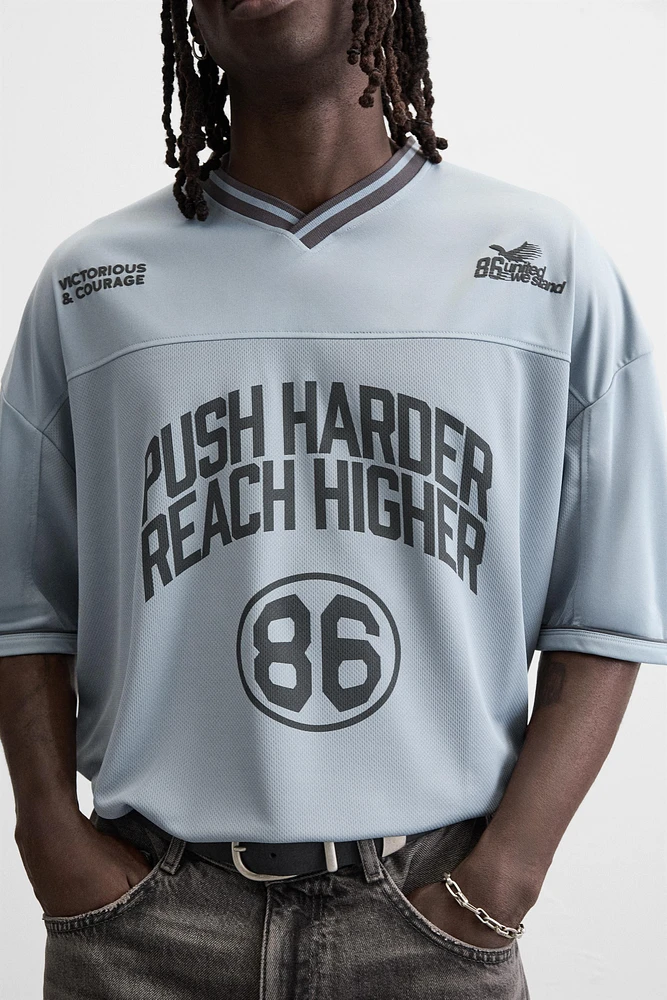 T-SHIRT STRUCTURÉ VARSITY