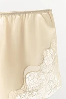 LACE TRIM PAJAMA SHORTS