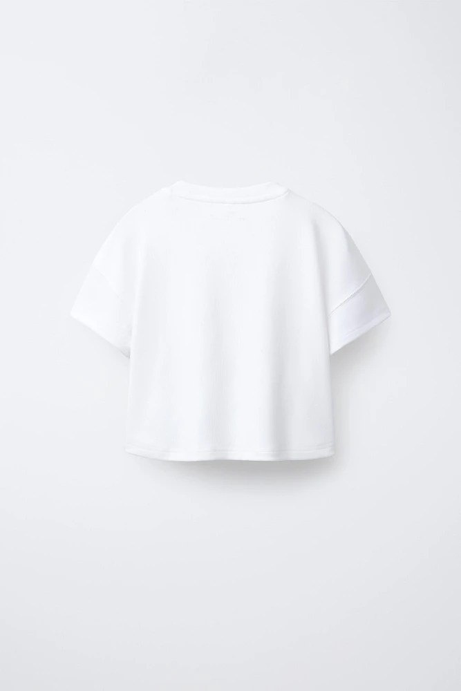 T-SHIRT AVEC INSCRIPTION EN MODAL