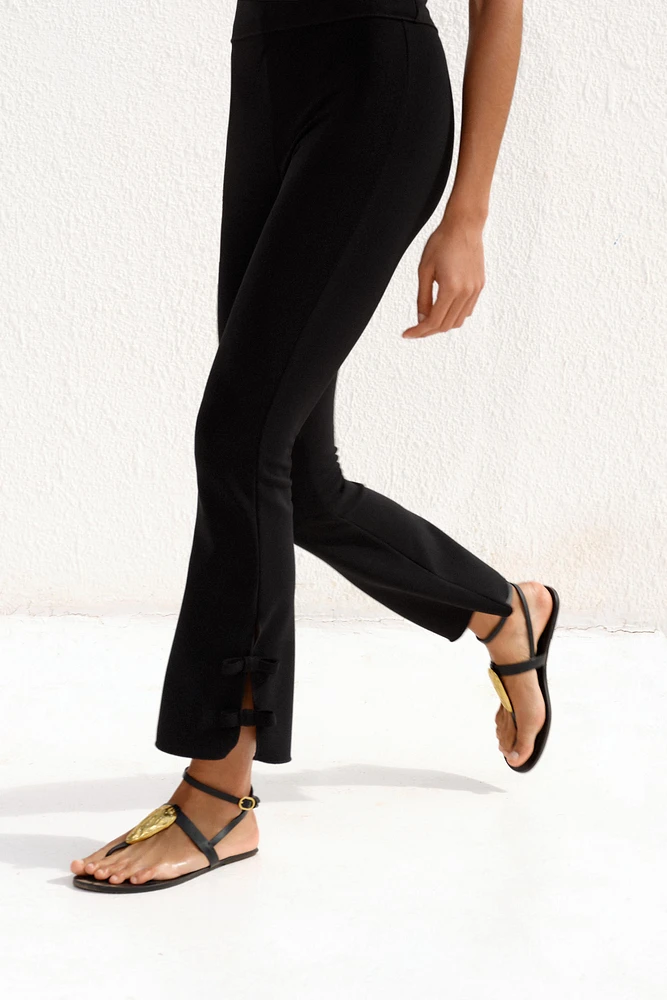 FLARE TIE STRETCH LEGGINGS