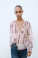BLOUSE SEMI-TRANSPARENTE IMPRIMÉE PATCHWORK