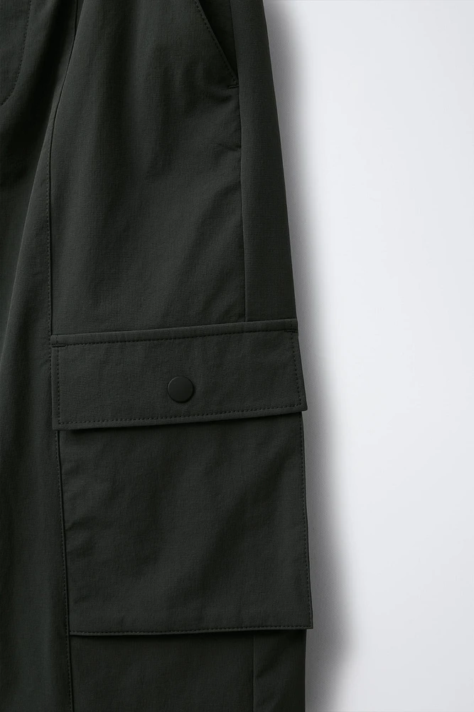TECHNICAL WIDE LEG CARGO PANTS