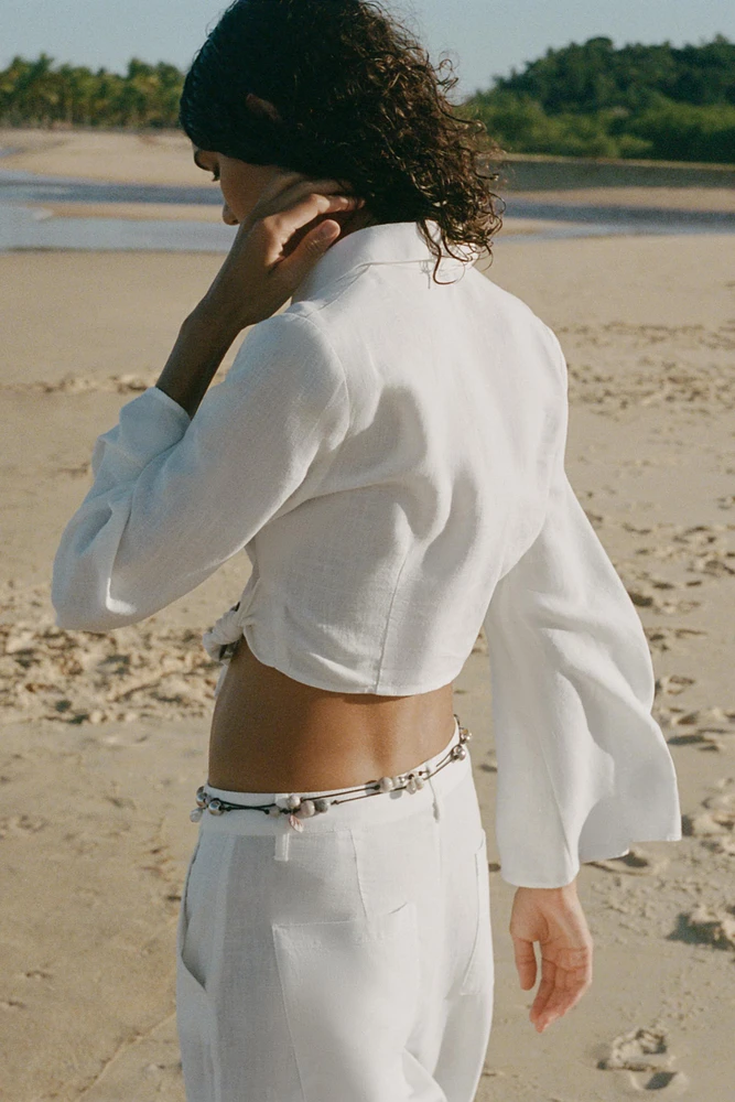 RUSTIC BUCKLE TOP