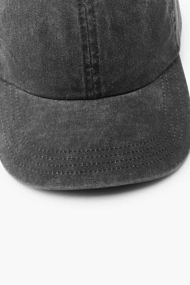 CASQUETTE EN SERGE EFFET DÉLAVÉ