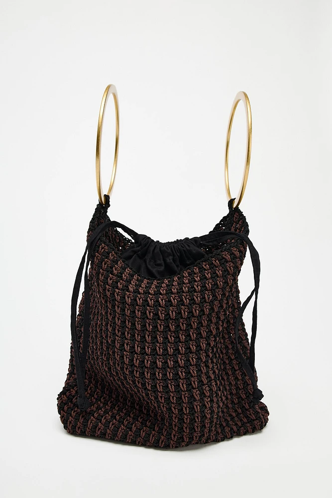 WOVEN BAG WITH METAL HANDLE