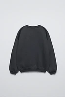 LACE HEART SWEATSHIRT
