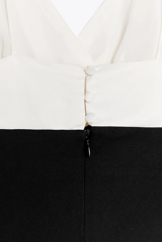 CUT OUT MIDI DRESS