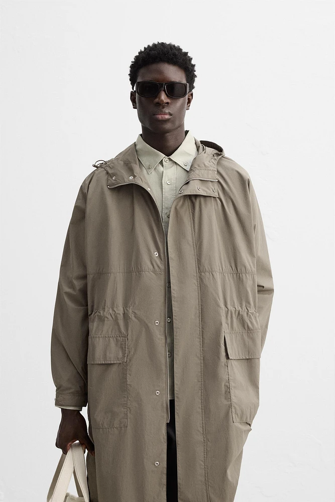 LIGHTWEIGHT TECHNICAL PARKA