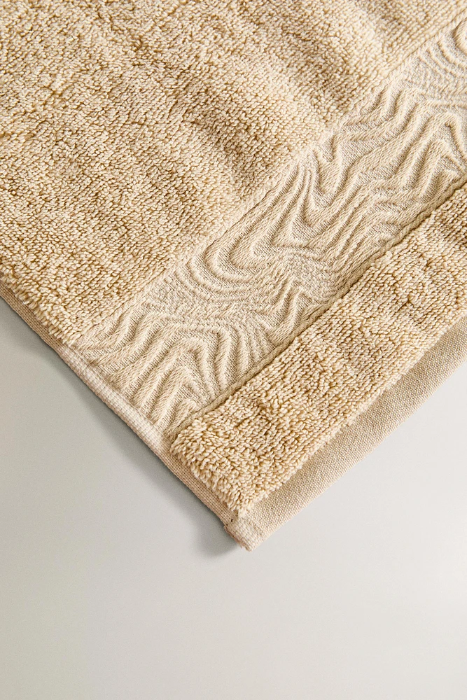 BATH TOWEL WITH MARBLE BORDER