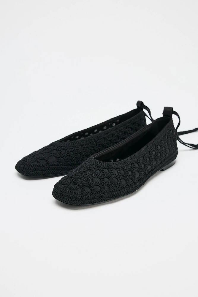 TIE CROCHET BALLET FLATS