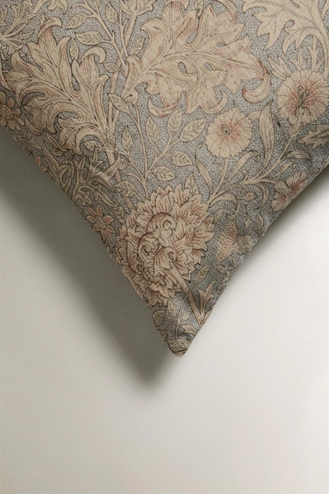 MORRIS & CO. WASHED LINEN PRINTED THROW PILLOW COVER