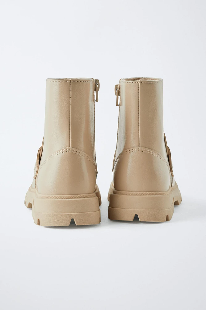 DECORATIVE BOOTS
