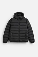 LIGHTWEIGHT HOODED PUFFER JACKET