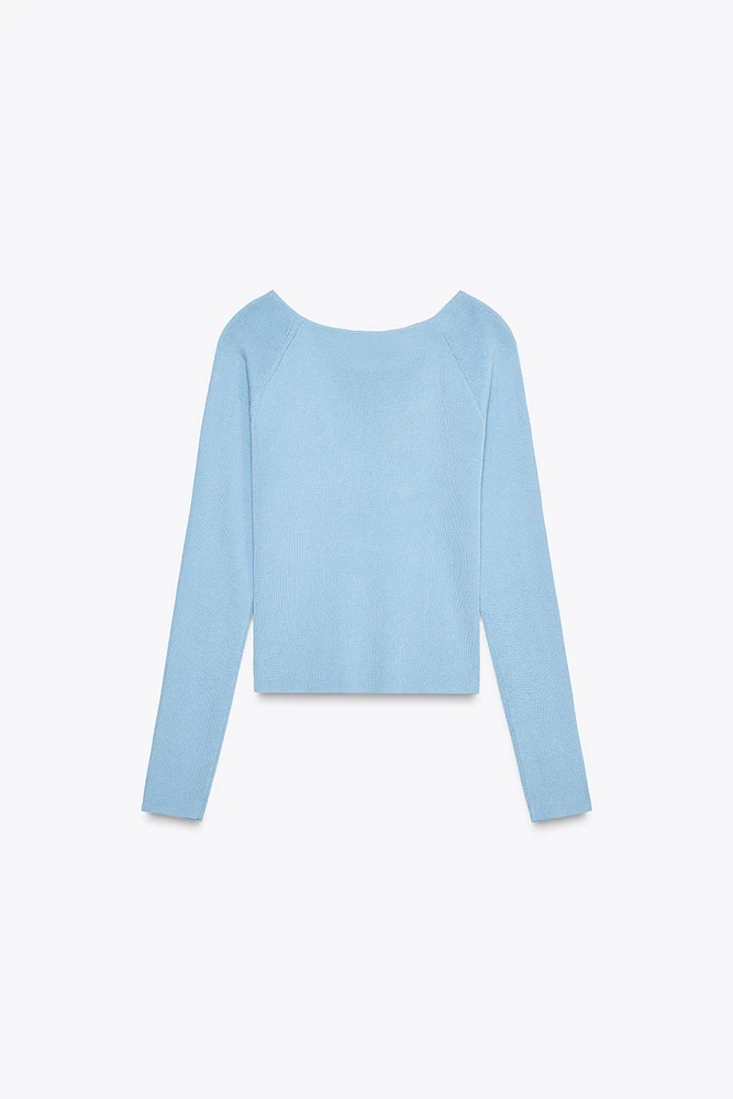 RUCHED KNIT TOP
