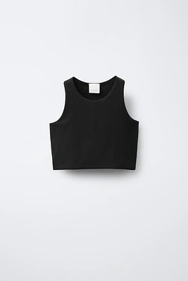 STRAPPY CROP TOP