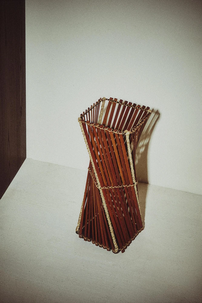 BAMBOO FIBER UMBRELLA BASKET