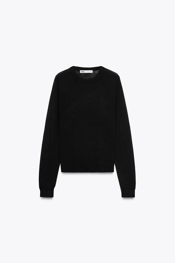 PULL BASIQUE EN MAILLE UNIE