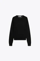 PULL BASIQUE EN MAILLE UNIE