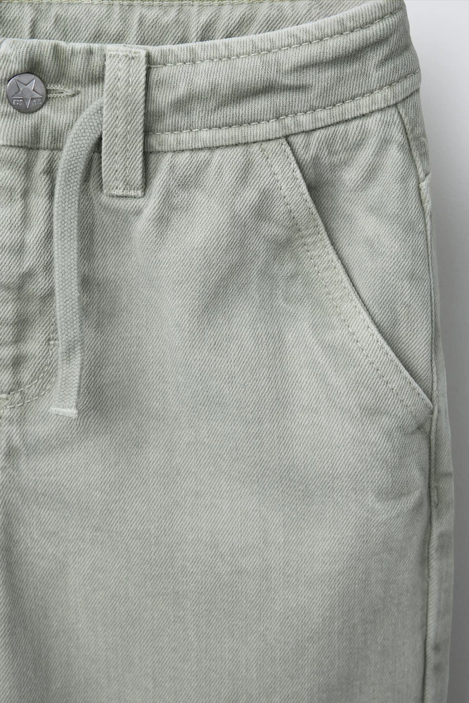 DISTRESSED SHORTS
