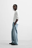 RELAXED FIT JOGGER WAIST JEANS