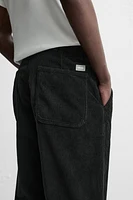 PANTALON COUPE CAROTTE EN DRAP
