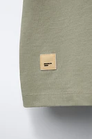 T-SHIRT IMPRIMÉ GRAFFITI