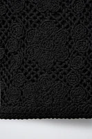TOP EN CROCHET AVEC DENTELLE