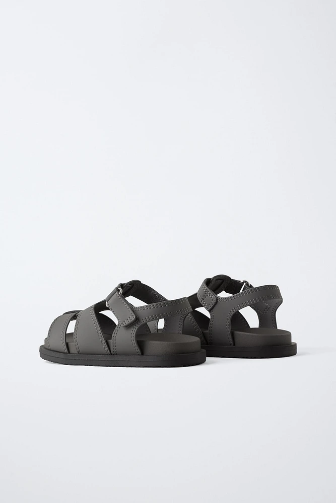 SANDALES EFFET GOMME