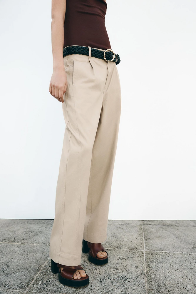 PANTALON COUPE CAROTTE AVEC CEINTURE