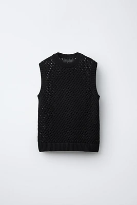 GILET SANS MANCHES EN MAILLE AJOURÉE