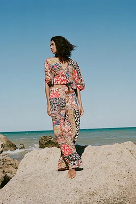 PANTALON LARGE À IMPRIMÉ PATCHWORK