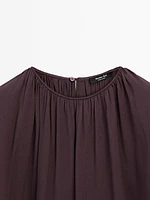 Short double-layer cape