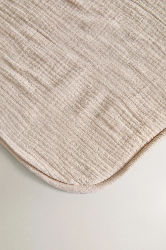 CHILDREN’S WARM MOON BLANKET