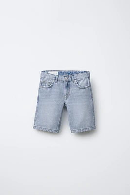STRAIGHT DENIM SHORTS