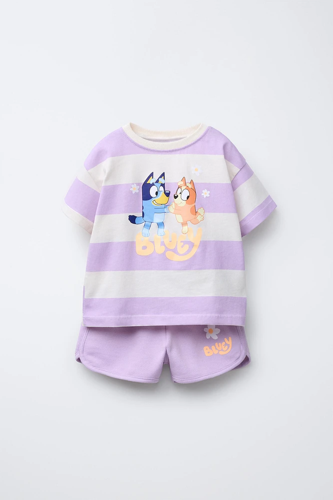 ENSEMBLE JOGGING T-SHIRT ET BERMUDA RAYURES BLUEY © LUDO STUDIO