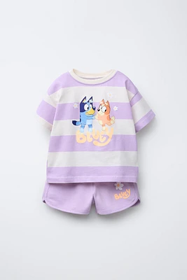 ENSEMBLE JOGGING T-SHIRT ET BERMUDA RAYURES BLUEY © LUDO STUDIO